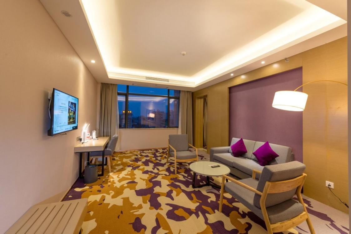 Lavande Hotels Qingyuan Light Railway Station Qingyuan Avenue Εξωτερικό φωτογραφία