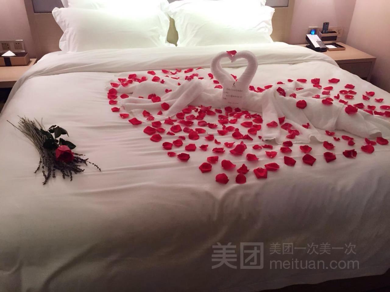 Lavande Hotels Qingyuan Light Railway Station Qingyuan Avenue Εξωτερικό φωτογραφία